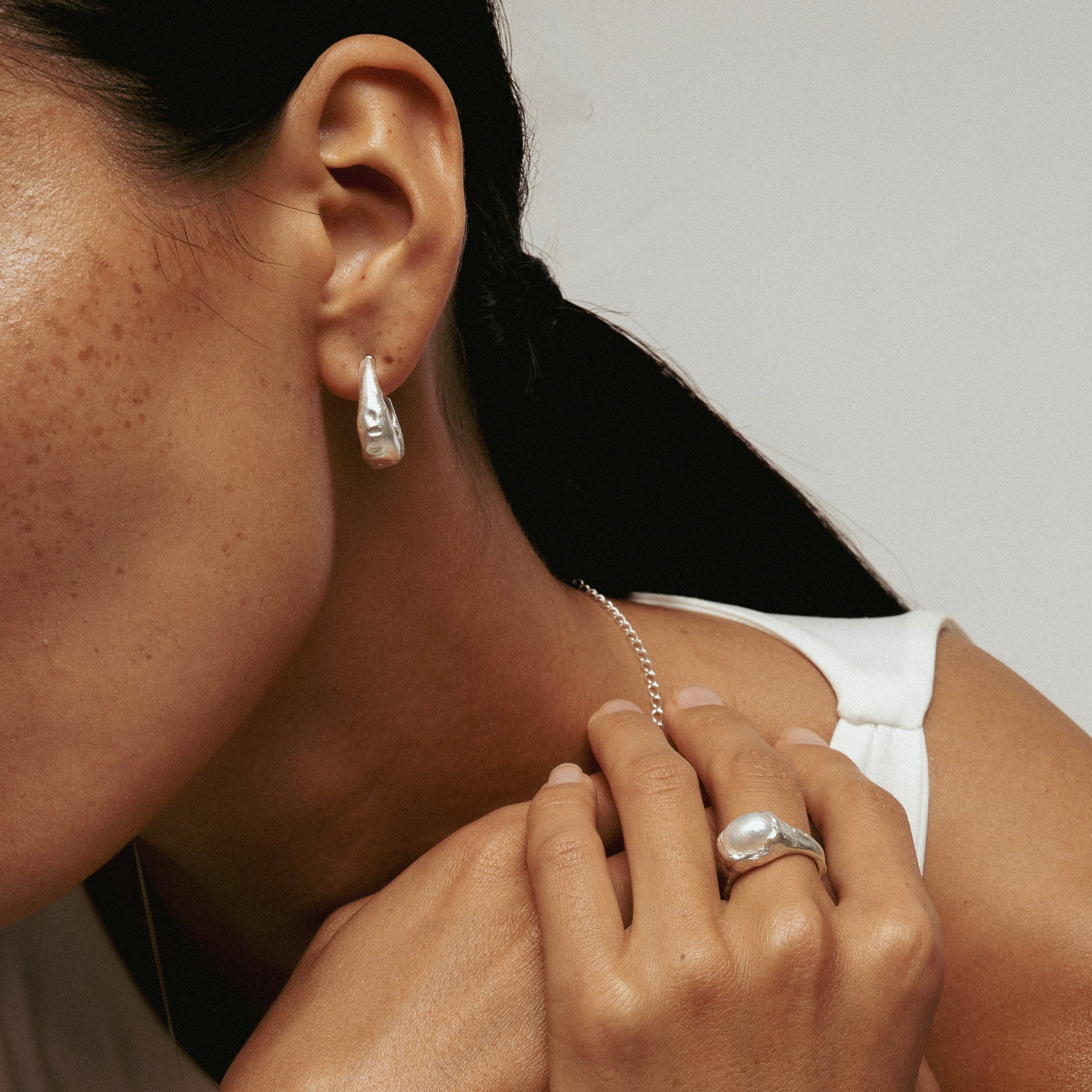 AMARA EARRINGS