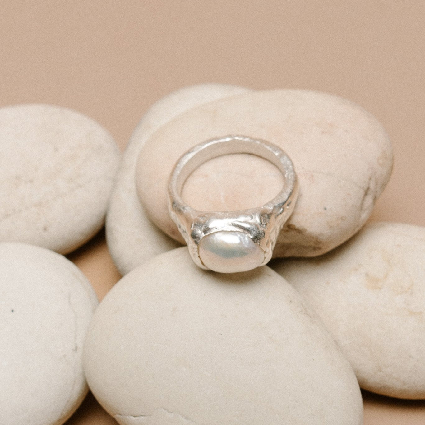 ISOLA RING