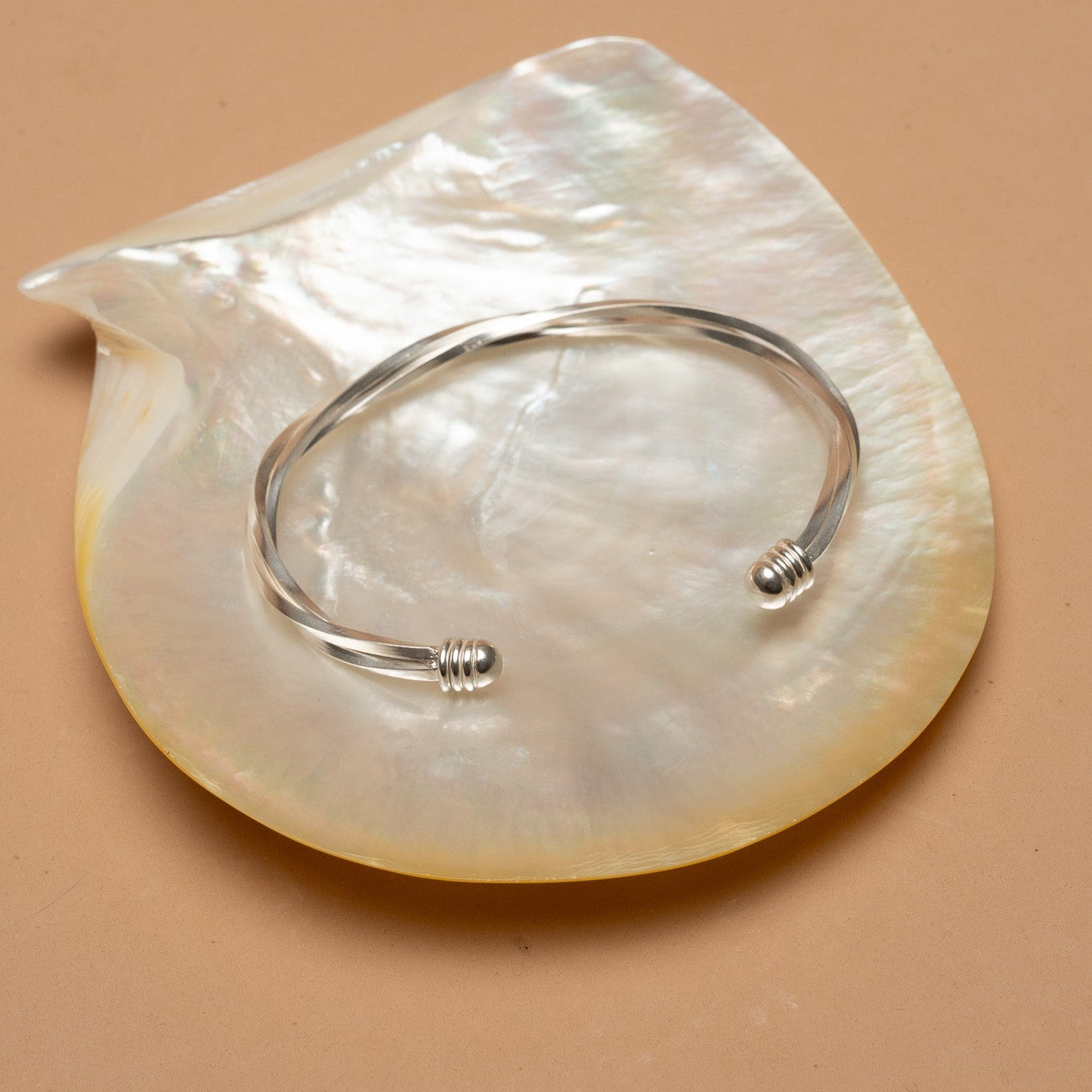 LUNA BRACELET