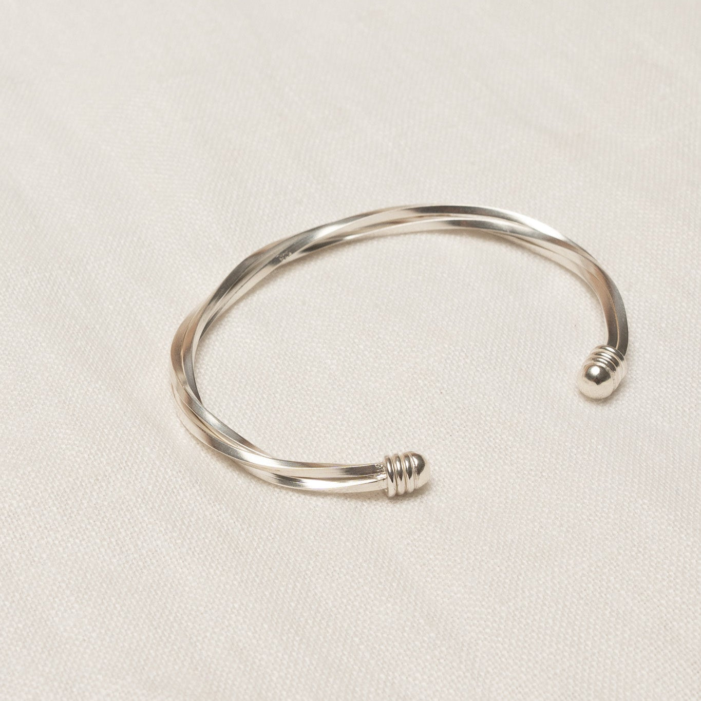 LUNA BRACELET