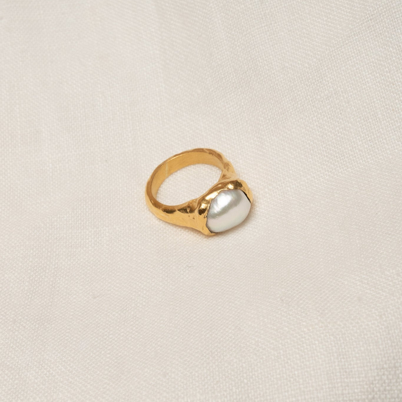 ISOLA RING