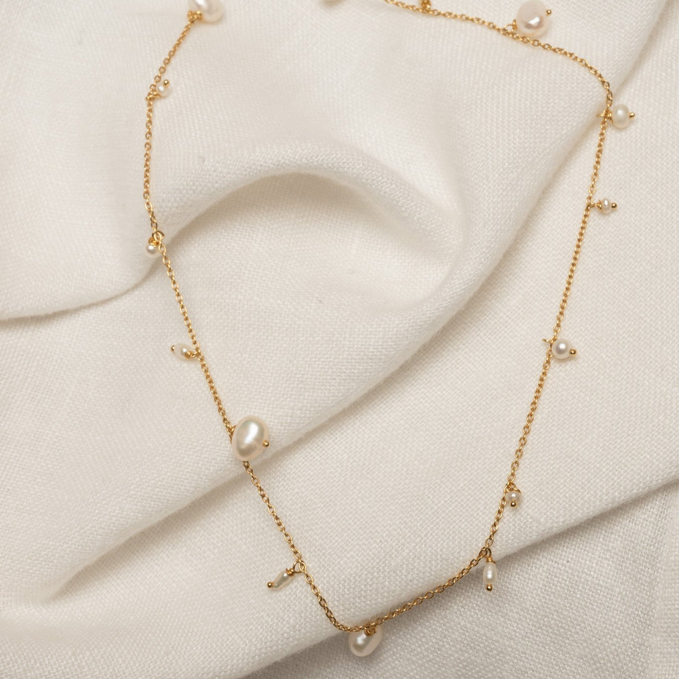 UA MINI NECKLACE