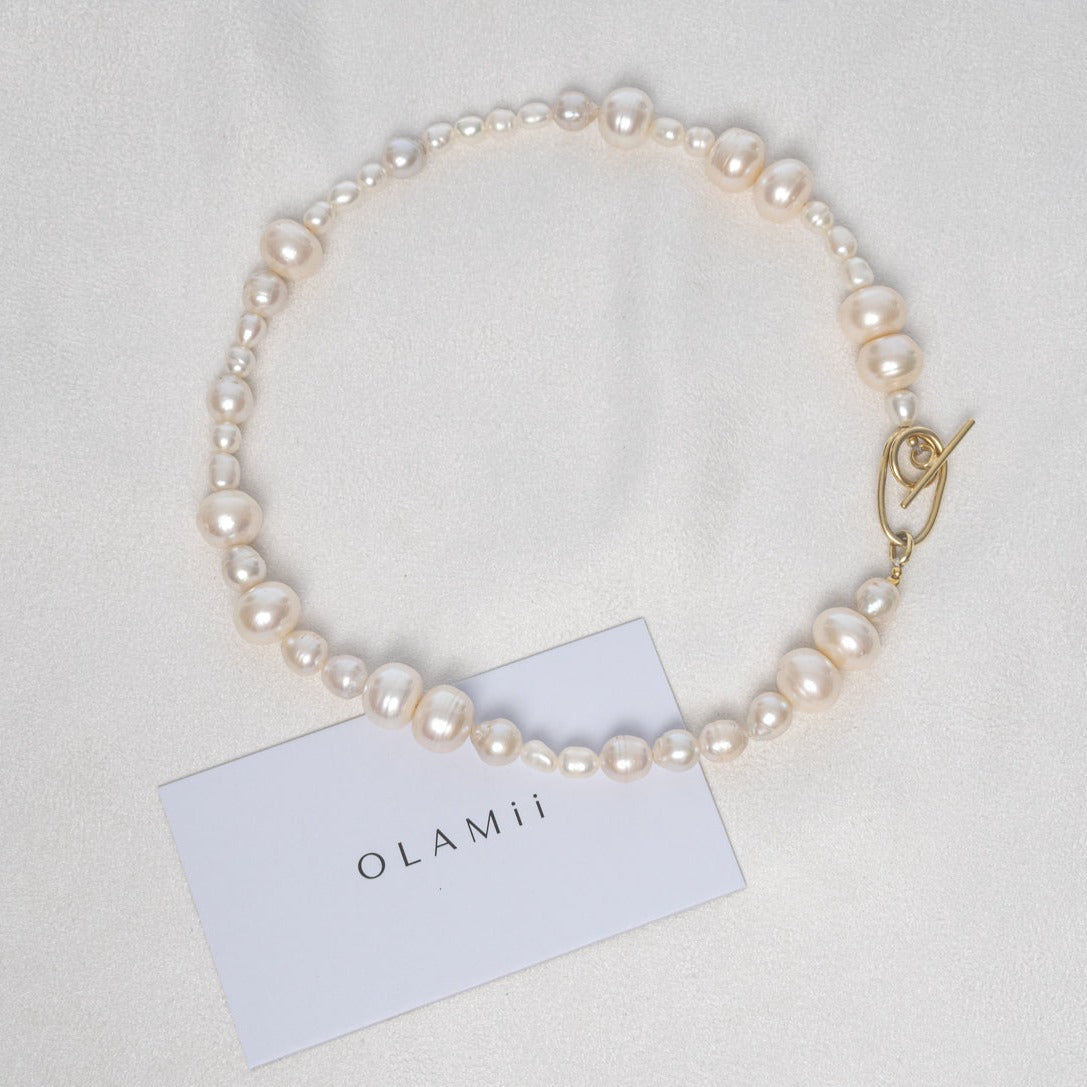 MOMI PEARL NECKLACE