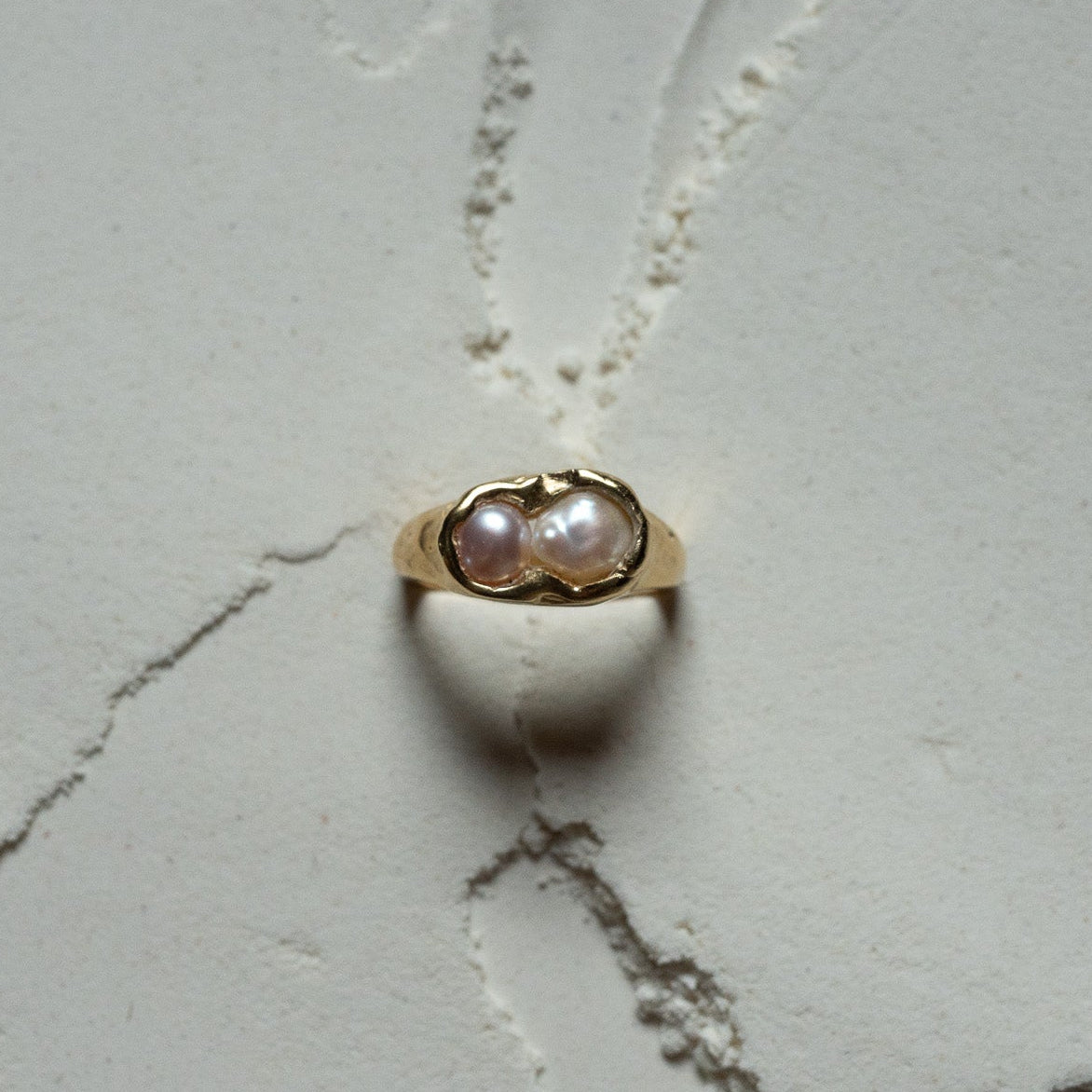ZURi RING